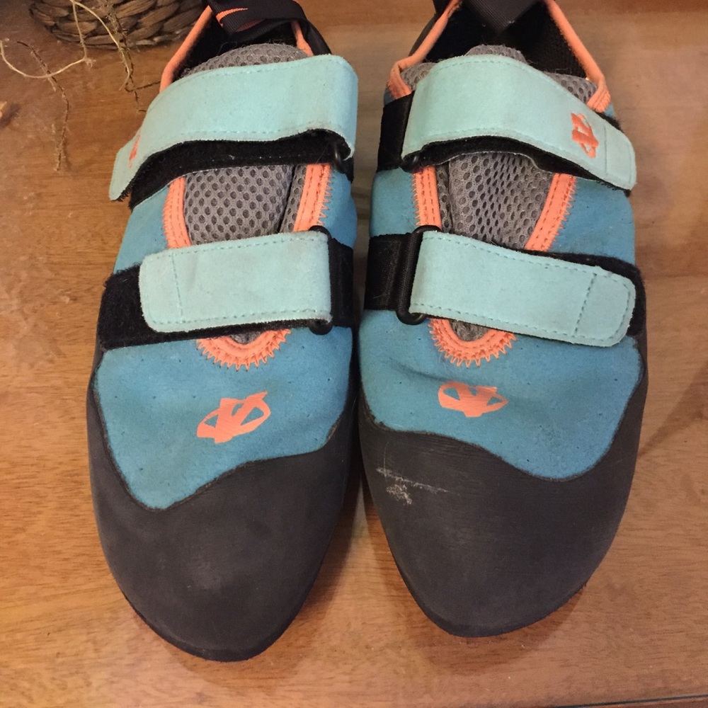 Evolv Electra climbing shoes